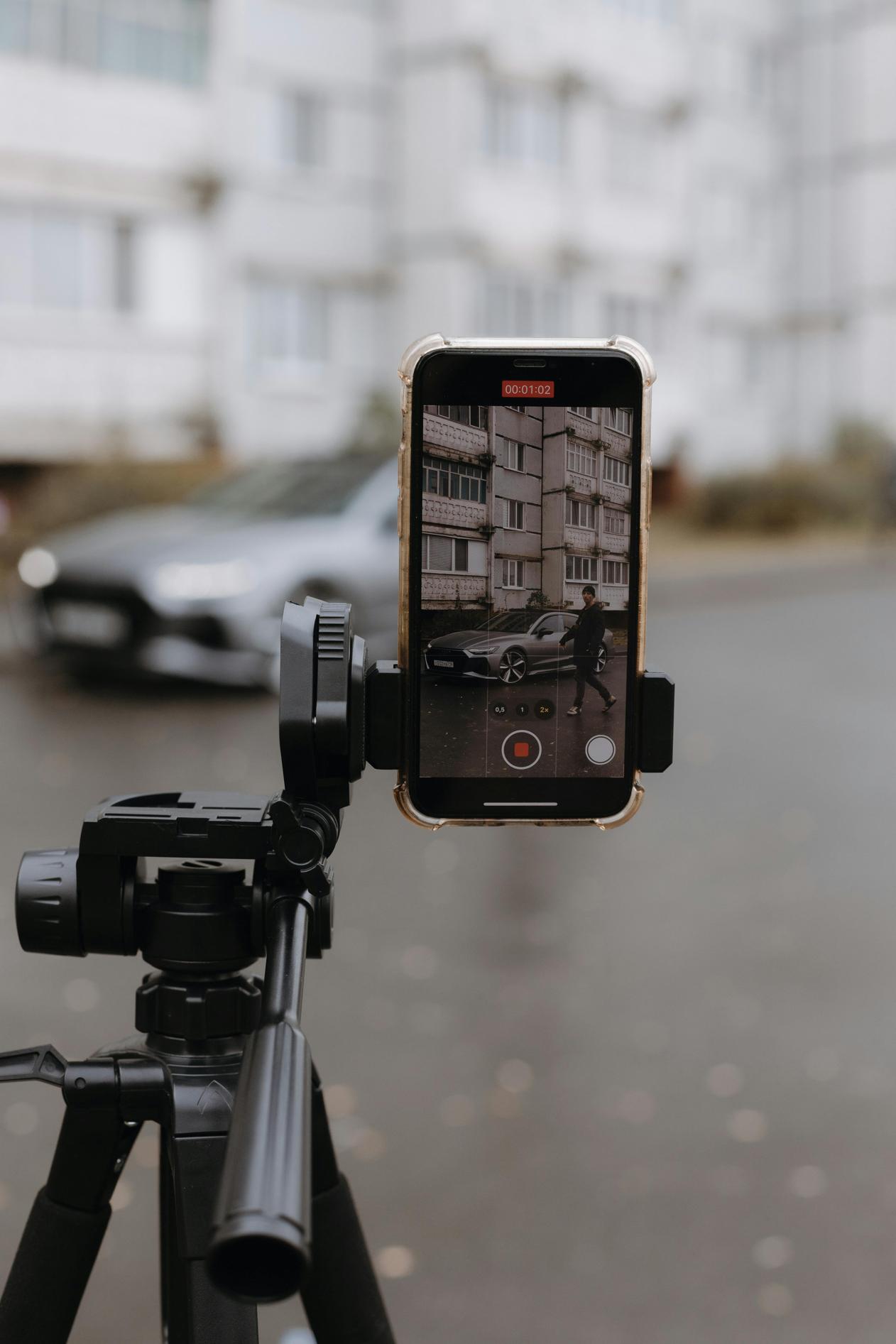 Les dashcams enregistrent-elles lorsque la voiture est éteinte? Tout ce que vous devez savoir