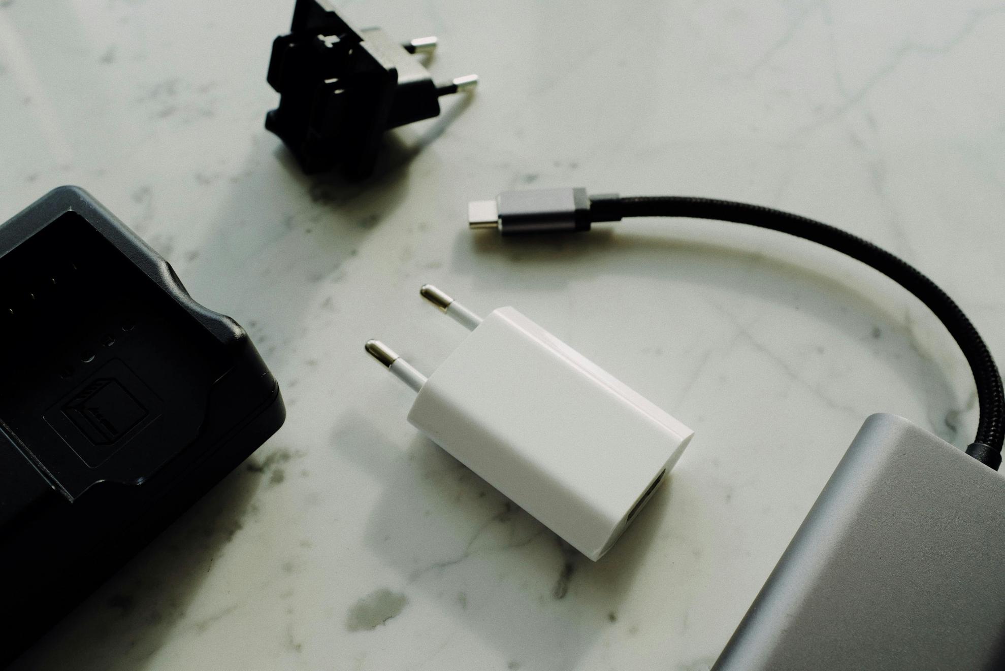 Kann man ein Garmin 67i von einer Powerbank aufladen?