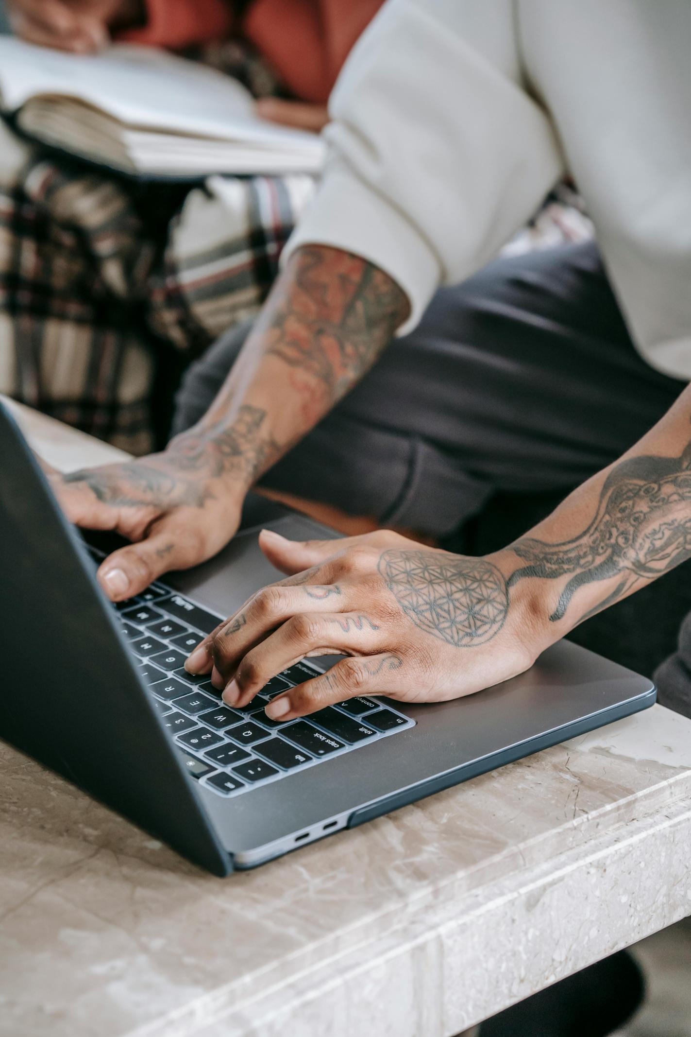 Qu’est-ce qu’un clavier de style île ?